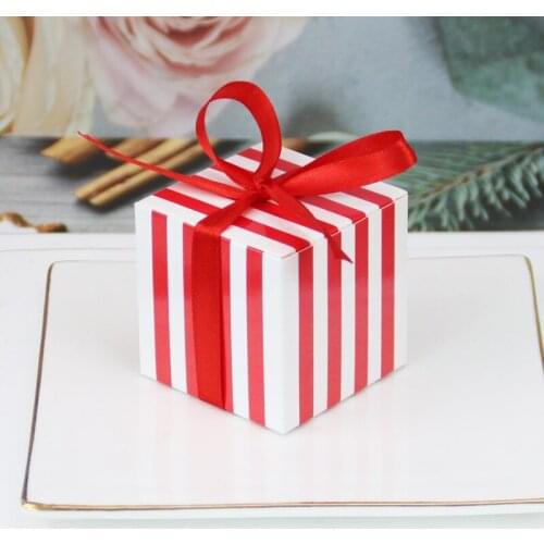 50 Pieces/Lot) Stripe Pattern Wedding and Party Decoration gift box for Bridal shower Party favor box and Candy gift favors
