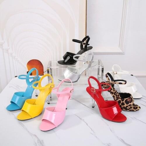 Fashion Escarpins Femme High Heels Peep Toe Pu the Buckle Crystal Chunky Heel Womens Shoes Summer Candy Color Sandals 7CM 9CM