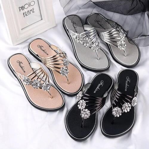 Slippers Female Summer Fashion Sandals New Style Rhinestone Flat Flip Flops Beach Casual Slides Shoes for Women