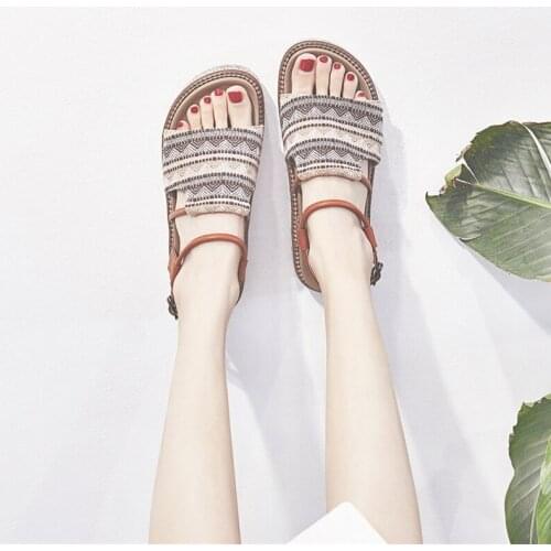 2021 New Women Sandals Shoes Fashion Flat Heels Solid Color Shoes Women Leather Metal Buckle Footwear