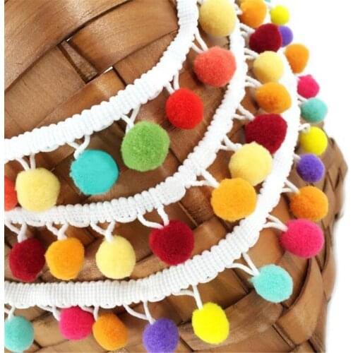 New Design 11 colors 5 yards hand sewn Plush ball Cute retro hair ball fringed lace for DIY decorative table cloth pillow