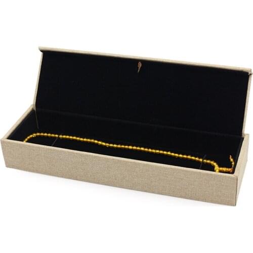 New Burlap Hot Flower Tassel Jewelry Ring Pendant Bracelet Car Hanging Packaging Container Box Built-in Black Plush Card Slot