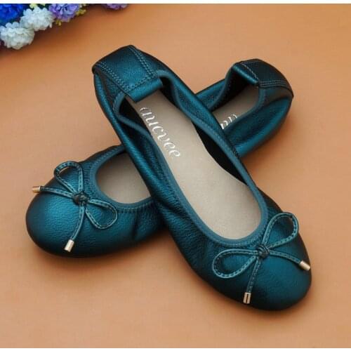 Fashion High Quality Metal Color Women Round Head Flats Genuine Leather Super Soft Shallow Mouth Comfort Ballet Shoes batai