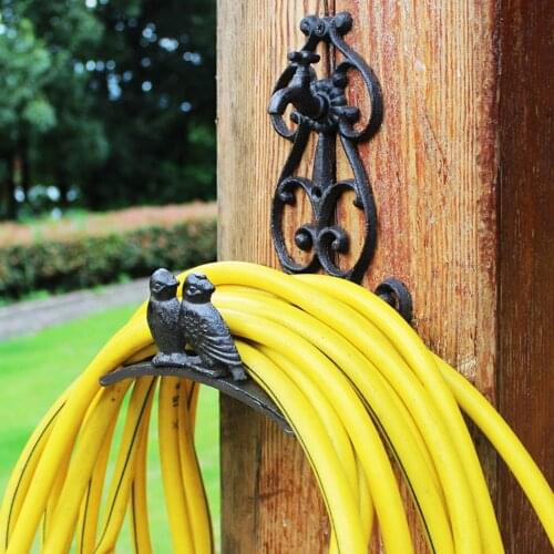 1 PC Vintage Couple Birds Design Cast Iron Water Pipe Holder Home Garden Wall Decor Small Water Faucet Pipe Storage Holder