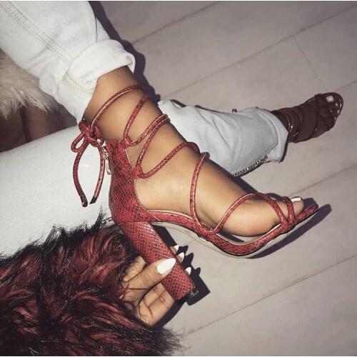 2020 Spring Fashion Snake Skin Leather Women Pumps Summer Slingback Shoes Peep Toe Black Beige Buckle Ladies Dress Shoes