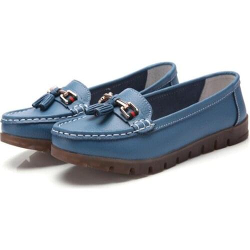 Newest arrival Women Loafers Soft Slip On Genuine Leather Flats Shoes Woman Casual Breathable Shoe For Mother Platform Shoes