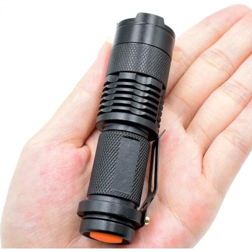 SK68 300Lumens 3 Modes Adjustable Focus Zoomable Mini LED Flashlight