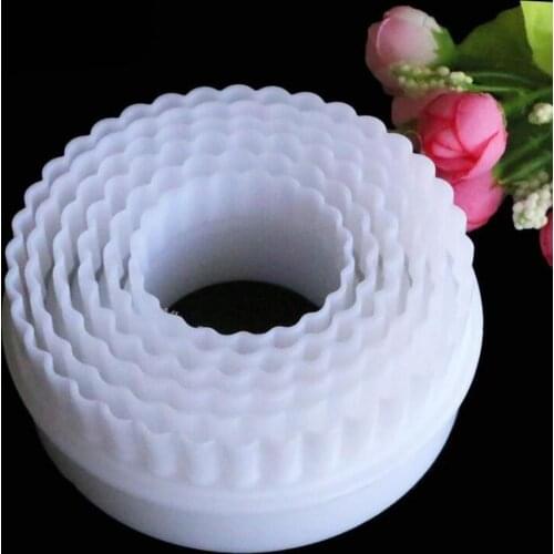 Round Plastic Scalloped Fluted Cookie Pastry Biscuit Cutter Cake Decor Round Bread Cake Slicer Cutter Mold Cake Tools
