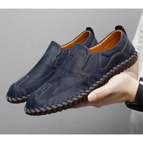 2021 Mens Loafers Moccasins Genuine Leather Men Boat Shoes Casual Shoes Breathable Slip on Black Driving Shoes Plus Size 38-47