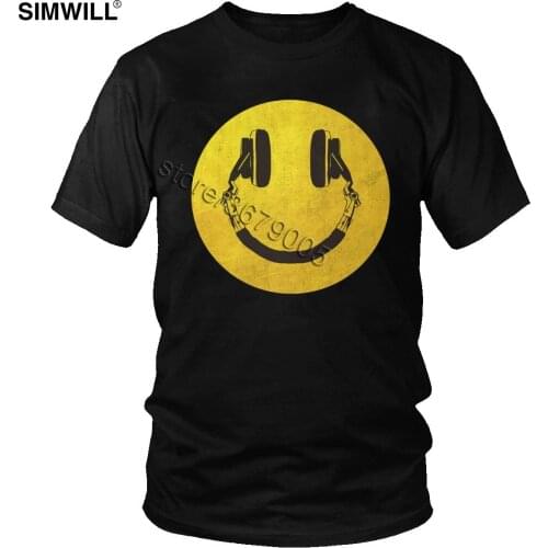 Funny Music Smile T-Shirt Retro Urban Cotton T Shirt Mens Short Sleeve Round Neck Headphone Graphic Tees Hip Hop Fashion Tops