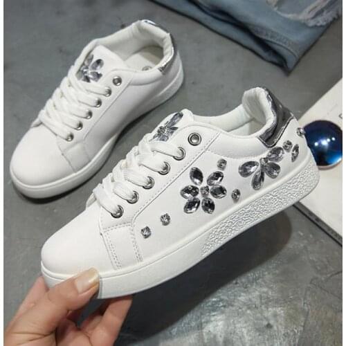 2021 Fashion Sneakers Women Flats Rhinestone Woman Casual Shoes Soft Womens Sneakers Ladies Brand Shoes Pink Black White Shoes