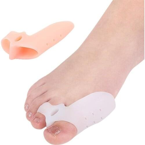 Forefoot Insole Pads Toe Straightener Thumb Valgus Protector Silicone Gel Foot Fingers Toe Separator Bunion Adjuster Feet Pads