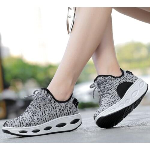 VTOTA Chunky Sneakers Women Platform Wedges Shoes Height Increasing Shoes Swing Designer Shoes Ladies Trainers zapatos mujer