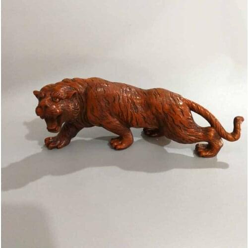 Lobular poplar wood carving decoration tiger Shengwei hand piece playing put piece crafts solid wood carving zodiac Tiger
