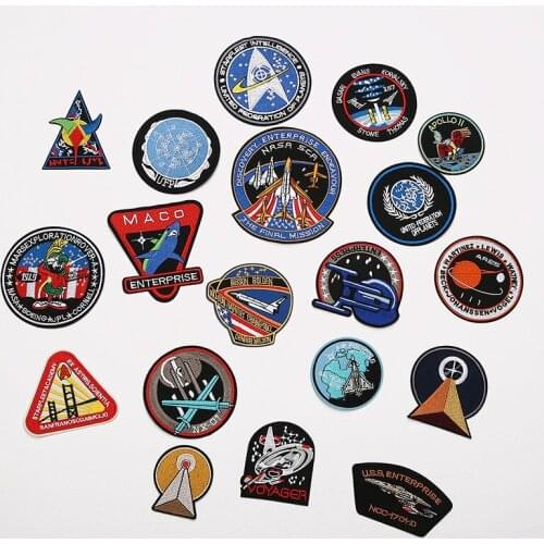 50pcs/Lot Embroidery Patches Letters Clothing Decoration Accessories Diy Iron Heat Transfer Applique Iron on Transfer Stickers