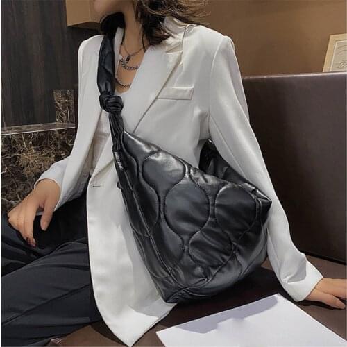 Large Capacity Women Handbags 2021 Autumn Winter New Shoulder Crossbody Bags Fashion Retro Female Travel Tote Messenger Bag Hot