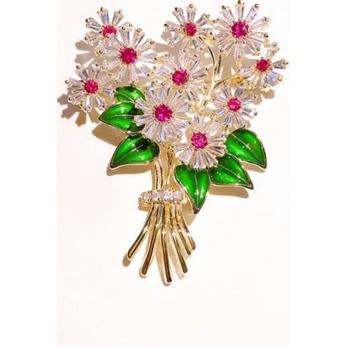 Beautiful Crystal Cubic Zirconia Flower Brooches for Women Broach Pin Fashion Wedding Bridal Bouquet Sash Jewelry Accessories