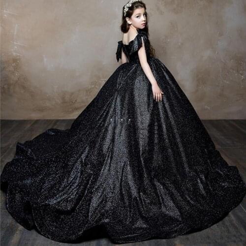 Sparkle Sequin Girls Pageant Dresses Off Shoulder Bow Charming Pleats Princess Floor Length Kid Formal Wear