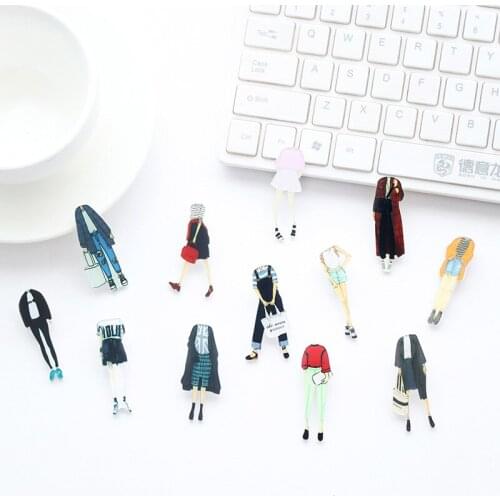 Cartoon Boys and Girls Pins Acrylic Brooch For Clothes Kawaii Icon Acrylic Badges Fashion Clothes Badge Backpack Pin Button