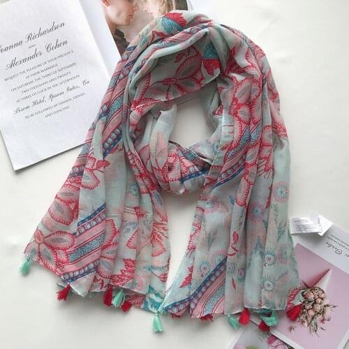 2019 Newest Blossom Flower Print Tassel Scarves Shawl Beautiful Floral Foulard Tassel Wrap Scarf Hijab Muffler Free Shipping