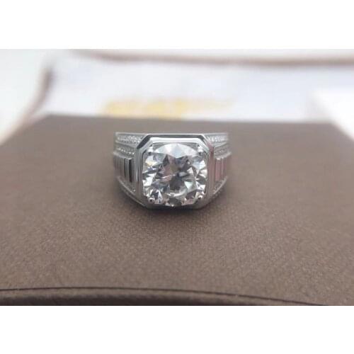 VVS D color mens 18K gold 750 luxurious atmosphere Mozanstone 4 carats trendy mens ring