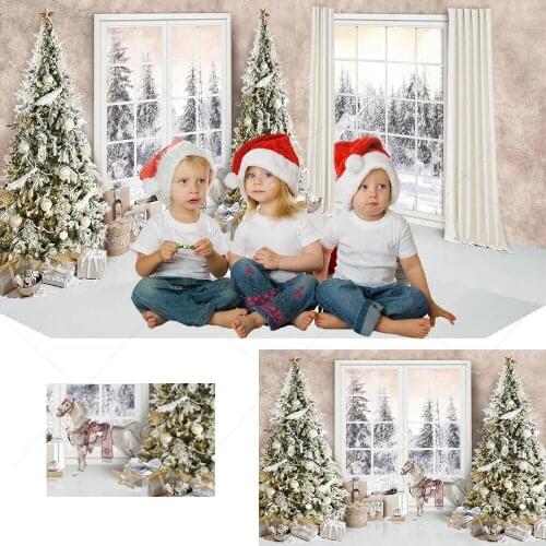 Window Snowy Forest Backdrop Photography Kids Adult Portrait Christmas Tree Wreath Gift House Winter Christmas Photo Background