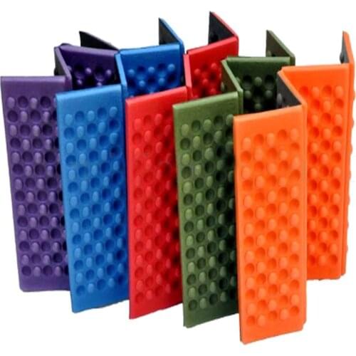 Portable Picnic Beach Seat Pad Outdoor Damp proof Camping Mat Folding Cushion