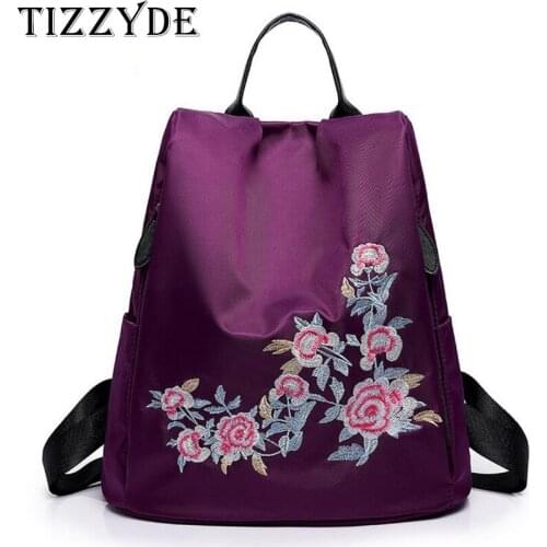 Fashion Embroidery Women Backpack 2018 New Female Floral Simple Light Nylon Backpack lady Elegant Anti-theft Bag Mochila SFH41