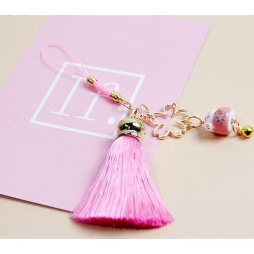 Cute Japan Style Lucky Cat Keychain 7 Color Tassel Bells Keychain for Women Girl Handbag Pendant Accessories Door Keychain Gift