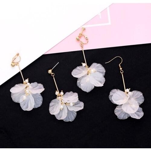 JIOFREE 2018 New Summer Fashion Acrylic pearl Clip Earrings Without Piercing For Women Sweet Bijoux pearl Flower Brincos