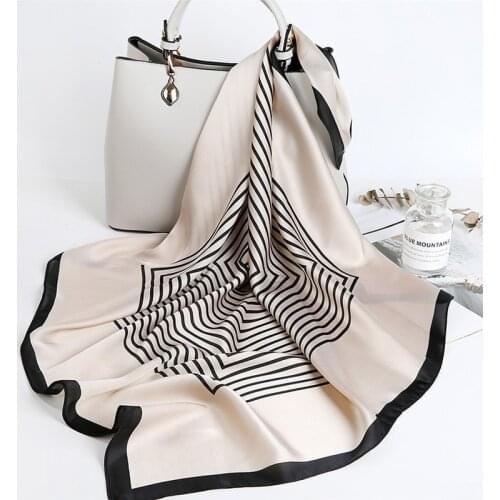 Silk Satin Head Scarf Women Luxury Plaid Print Kerchief Neck Scarfs 70cm Square Polyester Shawls and Wrpas Hair Scarves Bandana