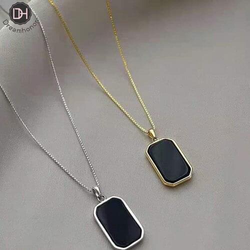 Dreamhonor Vintage Retangle Pendant Necklace for Women Black Charm Choker Necklaces Bohemian Beach Jewelry Gift