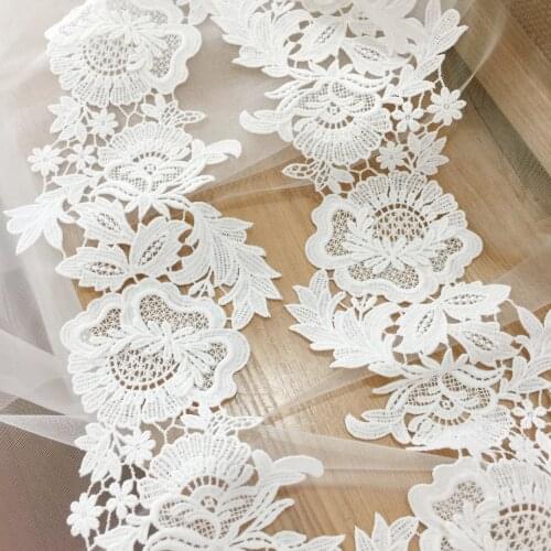 2 Yards Exquisite Venice Embroidery Crochet 3D Lace Trim Bridal Veil Lace Gown FlowerLeaf Motif Applique Trim 9 cm wide