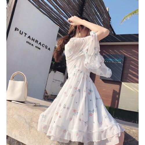 Mishow 2019 Chiffon Women Dress Ladies Embroidery Dress Floral Casual Dress V Neck Lolita Dress MX18A1346