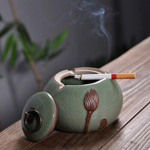 Creative classic style pastoral decoration round ceramic ashtray