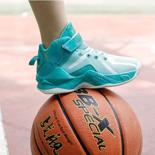 Fashion Sports Shoes for 2021 Basketball Shoes Boys Cushioning Light Basketball Sneakers Kids Breathable Outdoor Sports Shoes