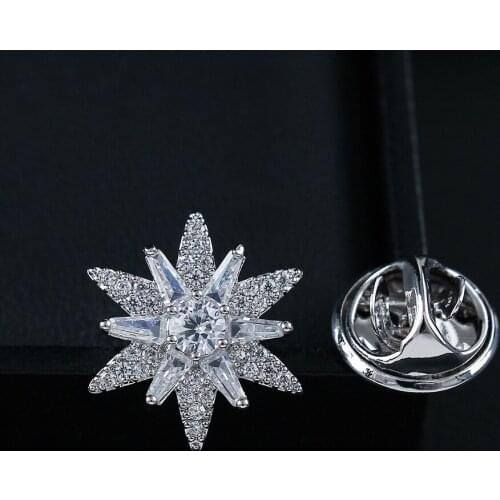 Fashion Classic Small Brooch Snowflake Lapel Pins Jewelry High Quality Cubic Zirconia Metal Pins For Clothes Accessories
