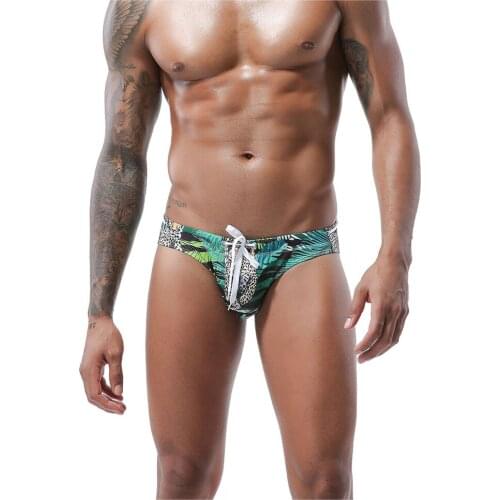 High Quality New MenS Swimming Trunks Triangle Digital Floral Printing Low Waist Swimwear Swimsuits Sexy Short Sport Suit