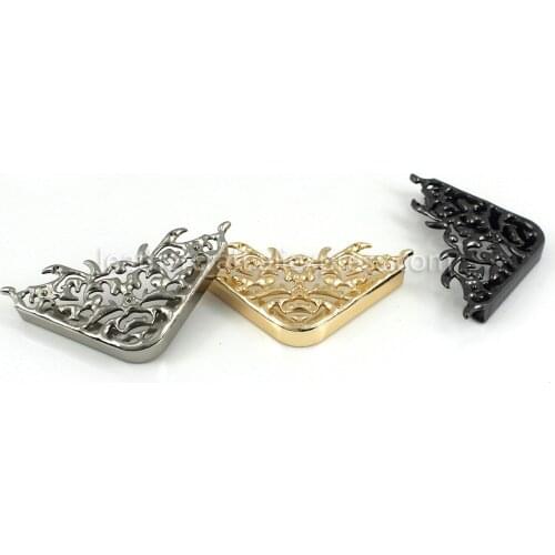 2pcs Metal Bag Corner Protectors With Screws for Leather Craft Purse Flap Handbag Book Photo Album DIY Decor Flower Pattern