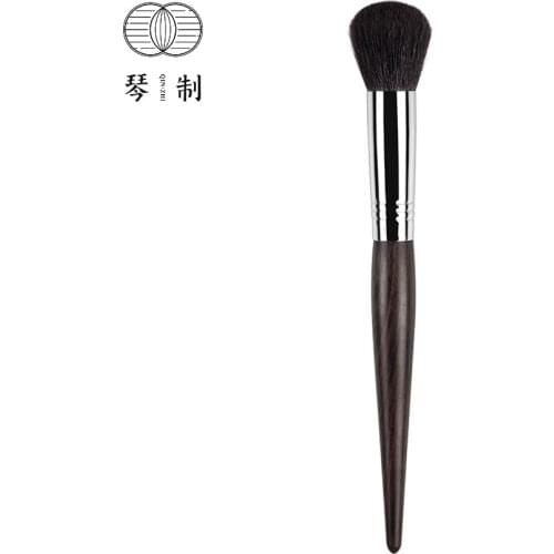 QINZHI Professional Handmade Make Up Brush G042 Small Round Contour Sculpting Brush Soft Saikoho Goat Hair Makeup Brushes