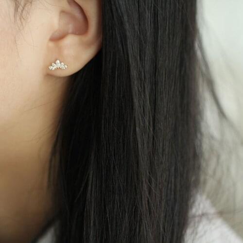 9K Gold Five leavesFour leaf flowers crystal Dainty Stud Earrings Jewelry Minimal Style bridal shower bridesmaid Victorian