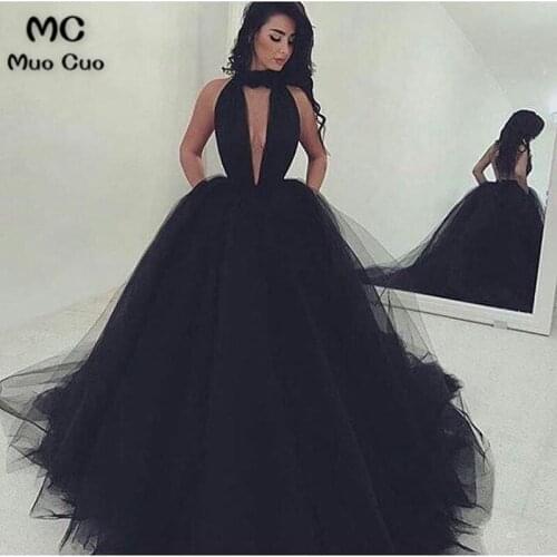 2018 Ball Black Prom Dresses Halter Off Shoulder Tulle Sweep Train Formal Evening Party Dress for Women