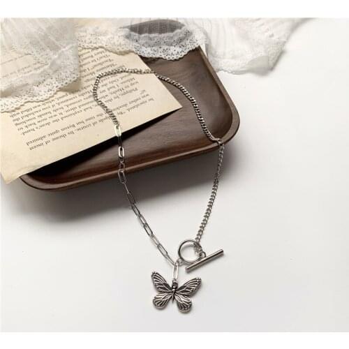 Punk Simple Asymmetric Alloy Chain Round Metal Hollow Hoop Stick Butterfly Pendent Necklace for Women Girls Collar Jewelry Gift