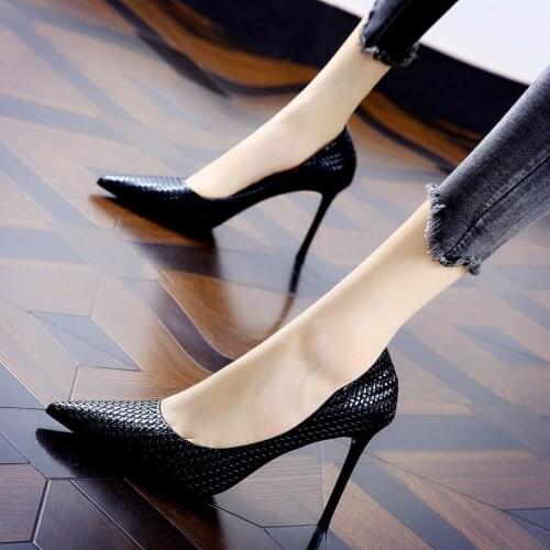 French Ladies High Heels Women 2021 Spring New Wild Fashion Temperament Pointed Sexy Stiletto Professional Womens Single Shoes