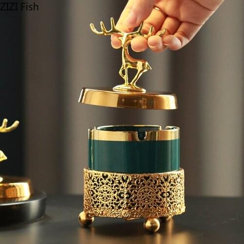 LUXURY DEER GOLDEN HOLLOW LACE ASHTRAY WITH LID DECORATION LIVING ROOM ELK GOLD FRAME EMERALD CERAMIC ASHTRAY GIFT FOR BOYFRIEND