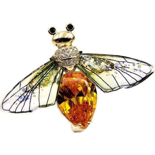 Super Cute Sequins Winged Pear Shaped CZ Body Yellow Bee Brooches Pins Unisex Suit Hat Bag Sweater Blazer Shawl ScarfAccessory