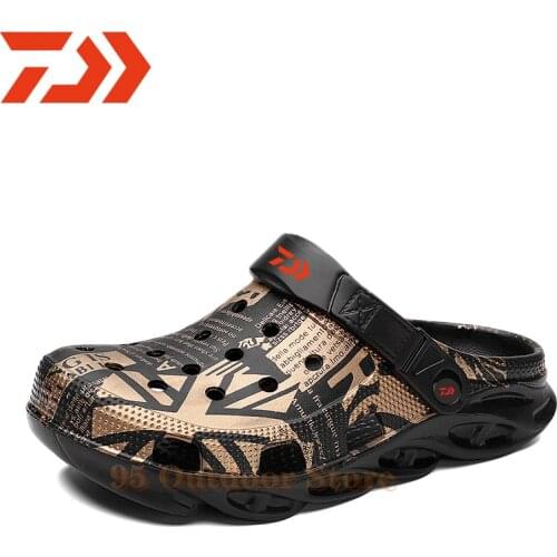 2021 New Daiwa Summer Quick Dry Fishing Shoes Unisex Sandals Beach Shoes Womens Thick Sole Slipper Clogs Flip Flops for Men
