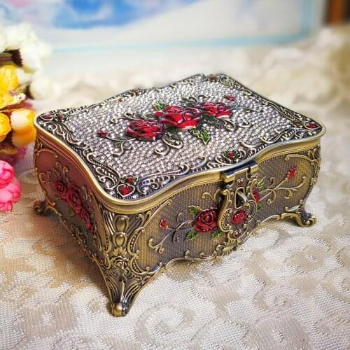Vinatge Butterfly / Flower Desktop jewelry storage box alloy Metal Jewelry box Necklace Pendant Rings Gifts Storage Case Z067