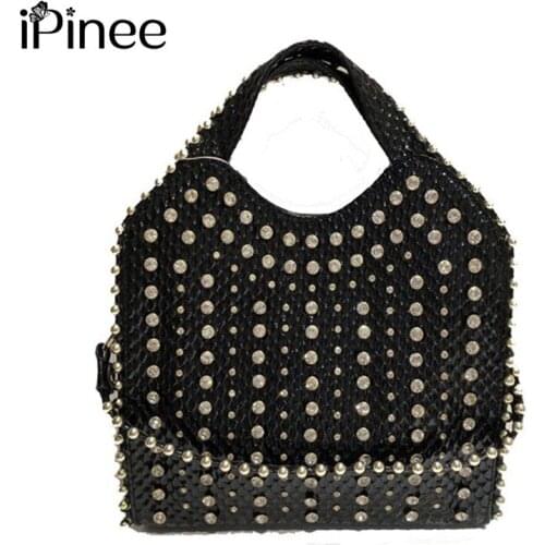 IPinee 2020 New Diamonds Women Handbag Patent Leather Fashion Rhinestone Shoulder Bag Female Large Capacity Messenger Bag