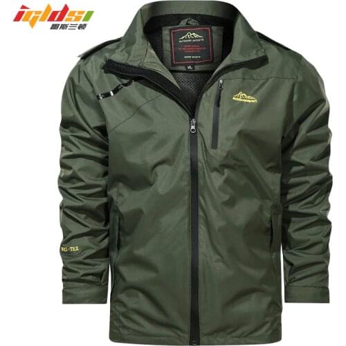 New Spring Mens Softshell Outerwear Waterproof Windbreaker Thin Jackets Hooded Casual Sportswear Outdoor Jackets and Coat M-4XL